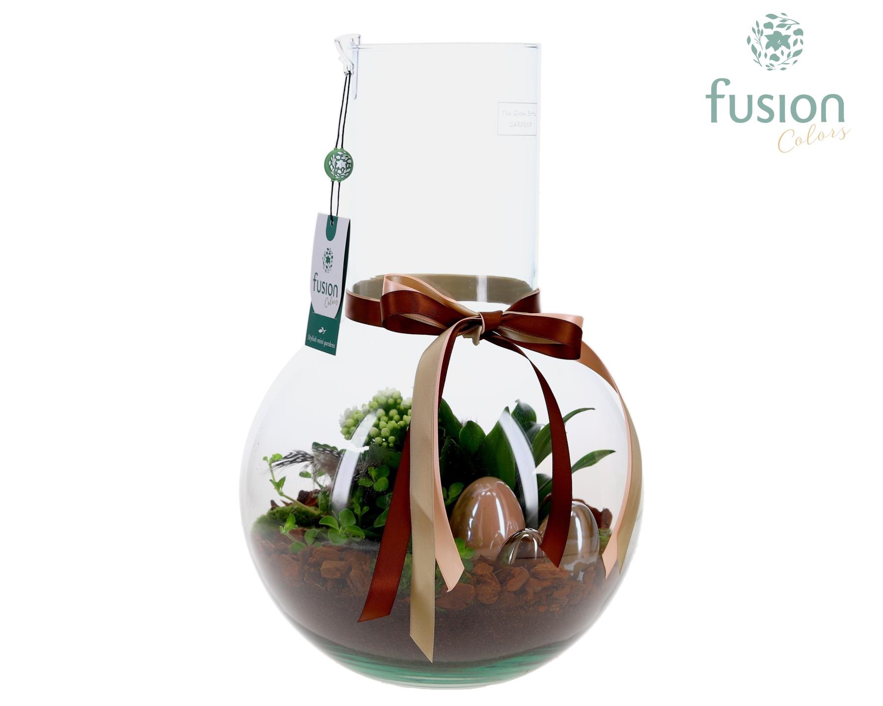 Green Bottle Suzanne Large met Pasen arrangement, D 26