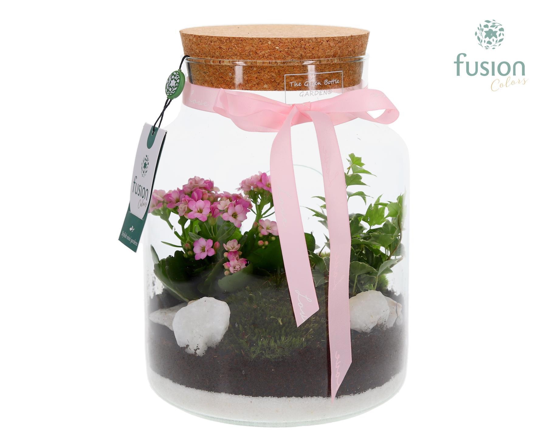 Green Bottle met Arrangement., D 19 cm Green Bottle met Arrangement., D 19 cm
