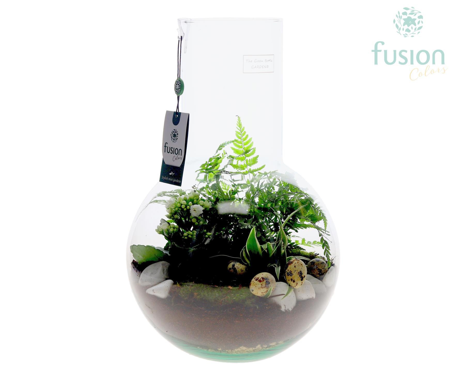 Green Bottle Suzanne Large met Pasen arrangement, D 26